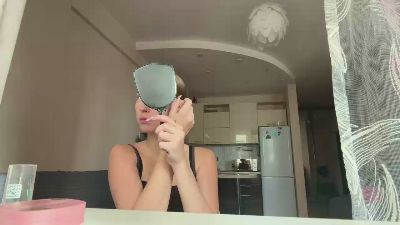 NevaMunnell live cam on Cam4