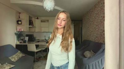 NevaMunnell live cam on Cam4