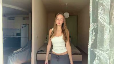 NevaMunnell live cam on Cam4