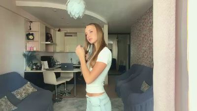 NevaMunnell live cam on Cam4