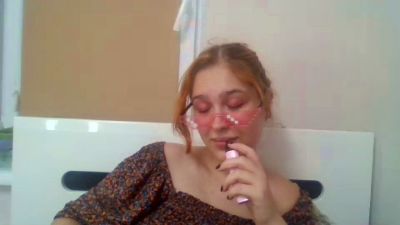 NevaZulauf live cam on Cam4