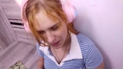 NevaZulauf live cam on Cam4