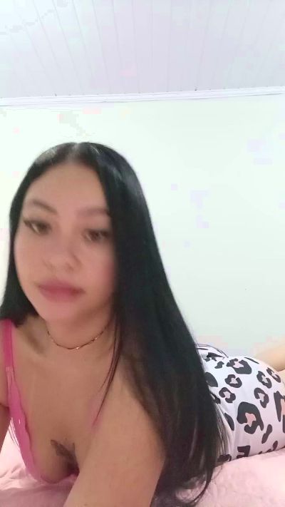 NewHot_Rj live cam on Cam4