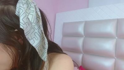 Nezzukoo live cam on Cam4