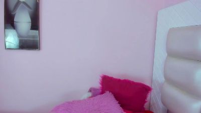 Nezzukoo live cam on Cam4