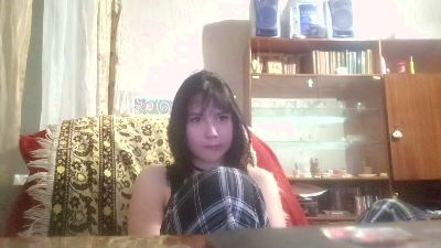 NgaRoedel live cam on Cam4