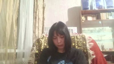 NgaRoedel live cam on Cam4