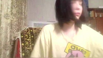 NgaRoedel live cam on Cam4