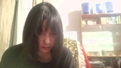NgaRoedel live cam on Cam4