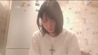 NgaRoedel live cam on Cam4