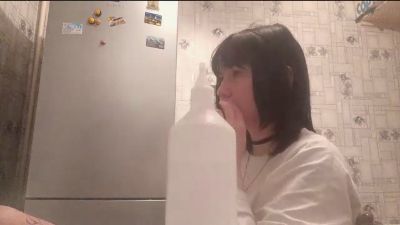 NgaRoedel live cam on Cam4
