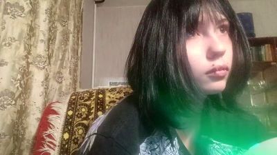 NgaRoedel live cam on Cam4
