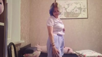 NguyetHerstad live cam on Cam4