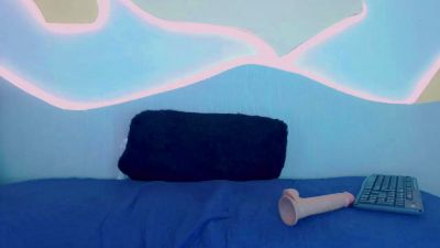 NharkaHott live cam on Cam4