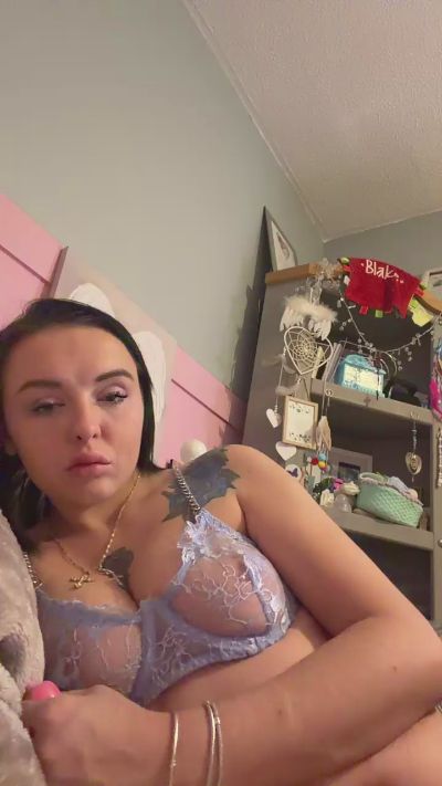 NiccyCherry live cam on Cam4