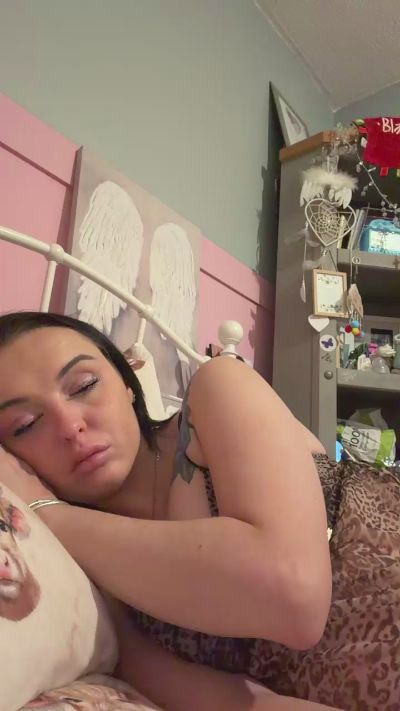 NiccyCherry live cam on Cam4