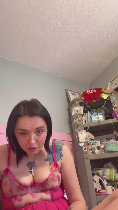 NiccyCherry live cam on Cam4