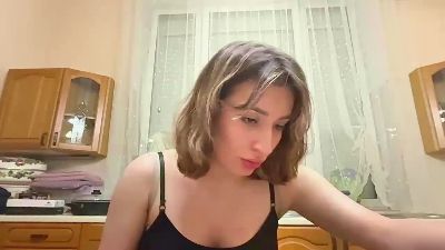 NicholeGauna live cam on Cam4