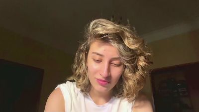 NicholeGauna live cam on Cam4