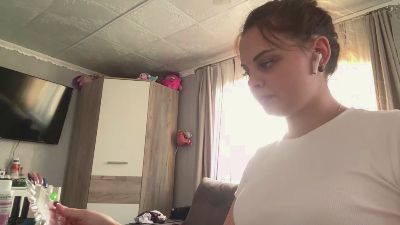 NicholleBourne live cam on Cam4