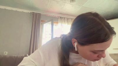 NicholleBourne live cam on Cam4
