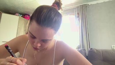 NicholleBourne live cam on Cam4