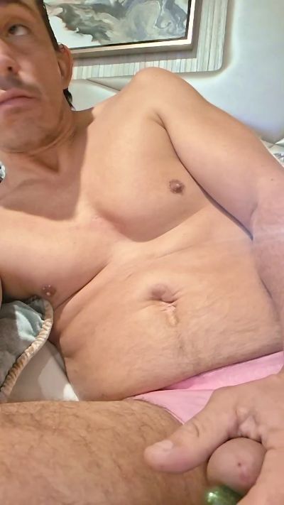 NickNaylor69 live cam on Cam4