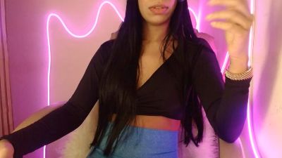 NickiMatarazzo live cam on Cam4