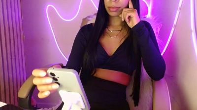 NickiMatarazzo live cam on Cam4