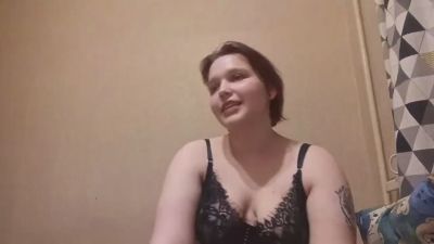 NickoleReistad live cam on Cam4