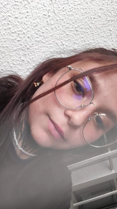 Nicky_Bonn18 live cam on Cam4