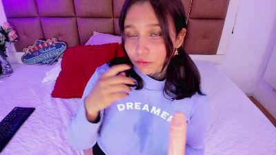 Nicky_Bonn18 live cam on Cam4