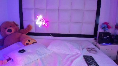 Nicky_Bonn18 live cam on Cam4