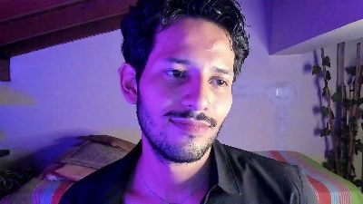 Nicolasrodrii live cam on Cam4