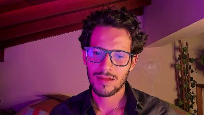 Nicolasrodrii live cam on Cam4