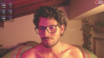 Nicolasrodrii live cam on Cam4