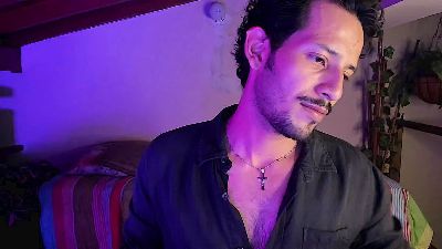 Nicolasrodrii live cam on Cam4