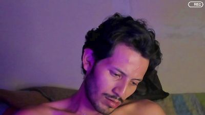 Nicolasrodrii live cam on Cam4