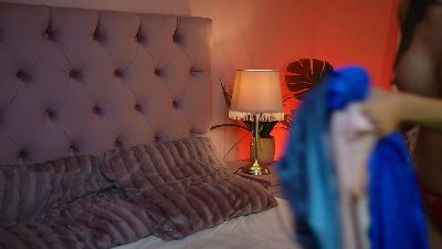 NicoleBella live cam on Cam4