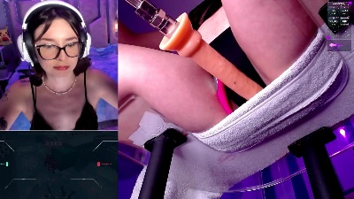 NicoleFerrel live cam on Cam4