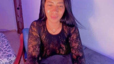 NicolePasqualot live cam on Cam4