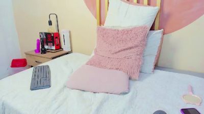 Nicole_Angels_ live cam on Cam4