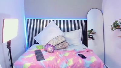Nicole_Angels_ live cam on Cam4
