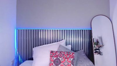 Nicole_Angels_ live cam on Cam4