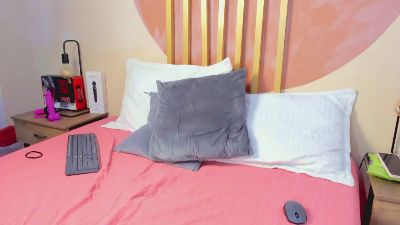 Nicole_Angels_ live cam on Cam4