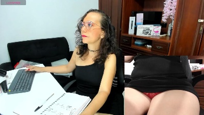 NicolettaRyan live cam on Cam4