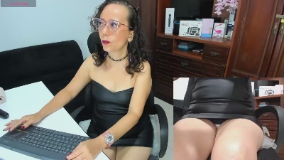 NicolettaRyan live cam on Cam4