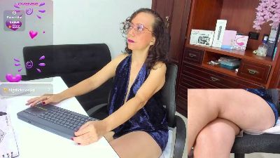 NicolettaRyan live cam on Cam4