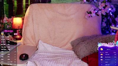 Nicolette69v live cam on Cam4
