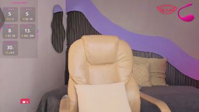 Nicolle_Mariee live cam on Cam4